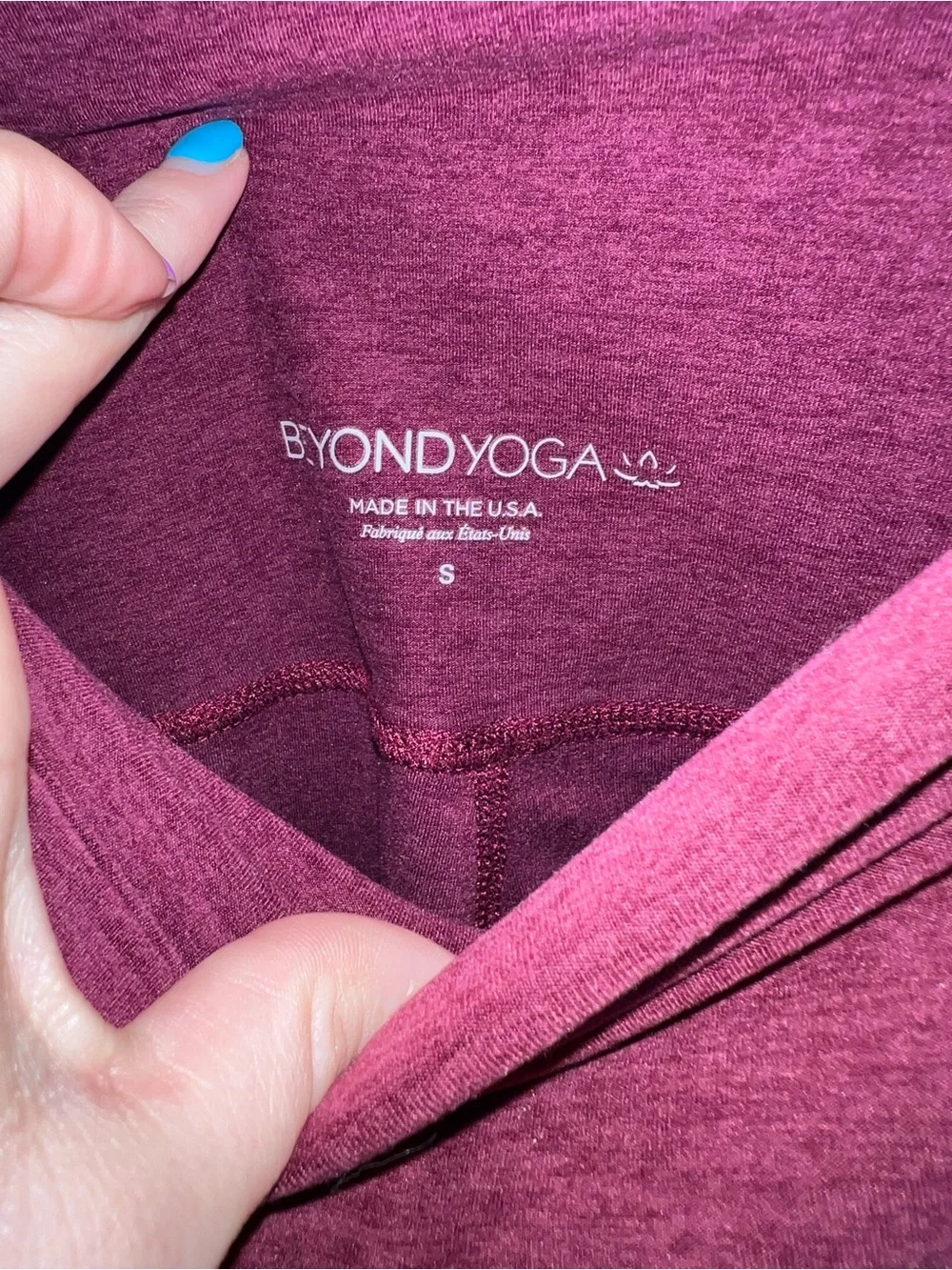 Beyond Yoga Caught In The Midi Legging High-Leggings - Burgundy red color small - Picture 10 of 16